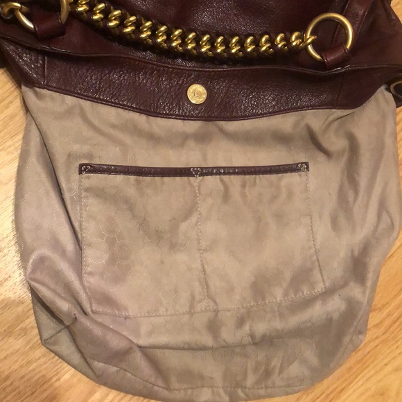 Michael Kors Burgundy Leather Shoulder Bag with Crossbody Strap - Picture 4 of 12